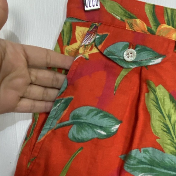 Lauren Ralph Lauren Women’s Multicolor Linen Hawaiian Floral Shorts Size 4 - Picture 2 of 10